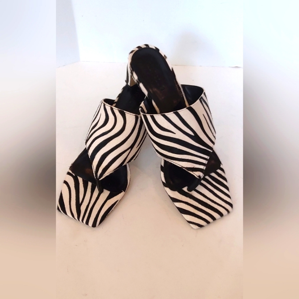 Villa Rouge zibra print calf fur white black square toe sandals